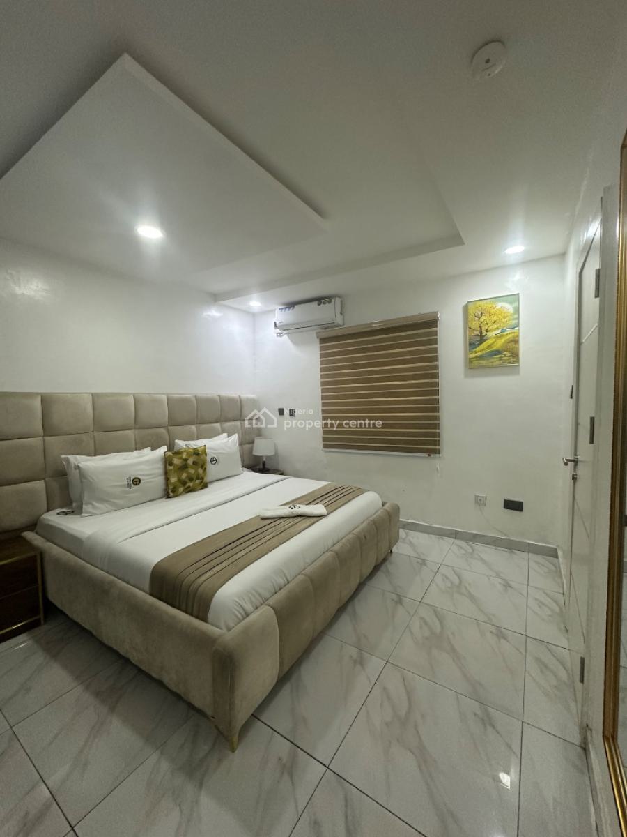 Beautiful 2 Bedroom Apartment, Ikeja Gra, Ikeja, Lagos, Flat / Apartment Short Let
