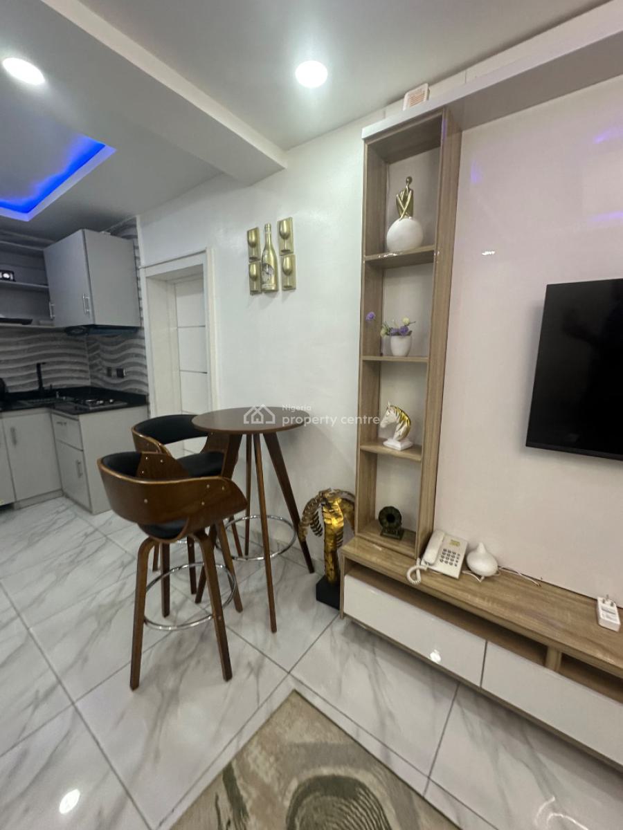 1 Bedroom Apartment, Ikeja Gra, Ikeja, Lagos, Flat / Apartment Short Let
