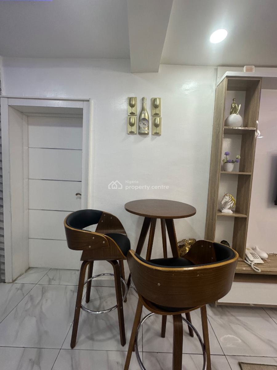 1 Bedroom Apartment, Ikeja Gra, Ikeja, Lagos, Flat / Apartment Short Let