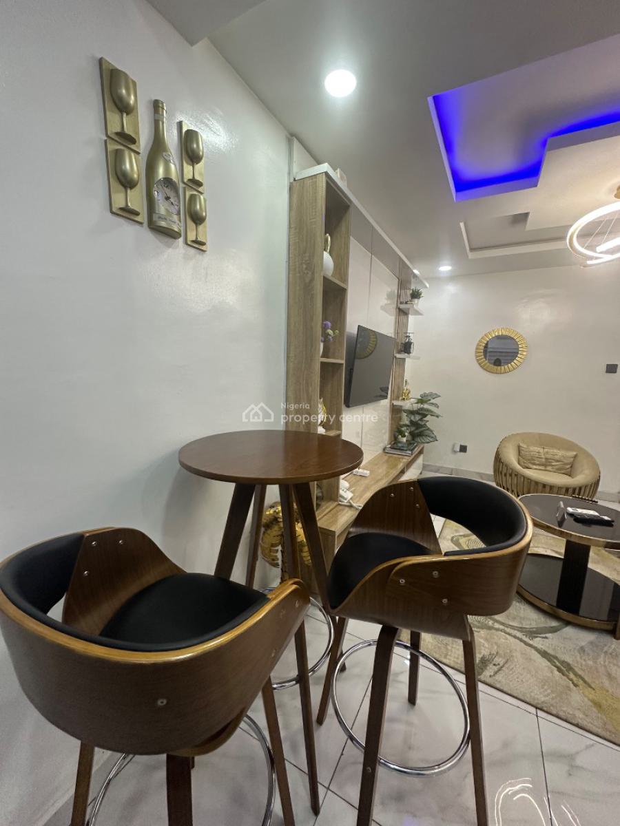 1 Bedroom Apartment, Ikeja Gra, Ikeja, Lagos, Flat / Apartment Short Let