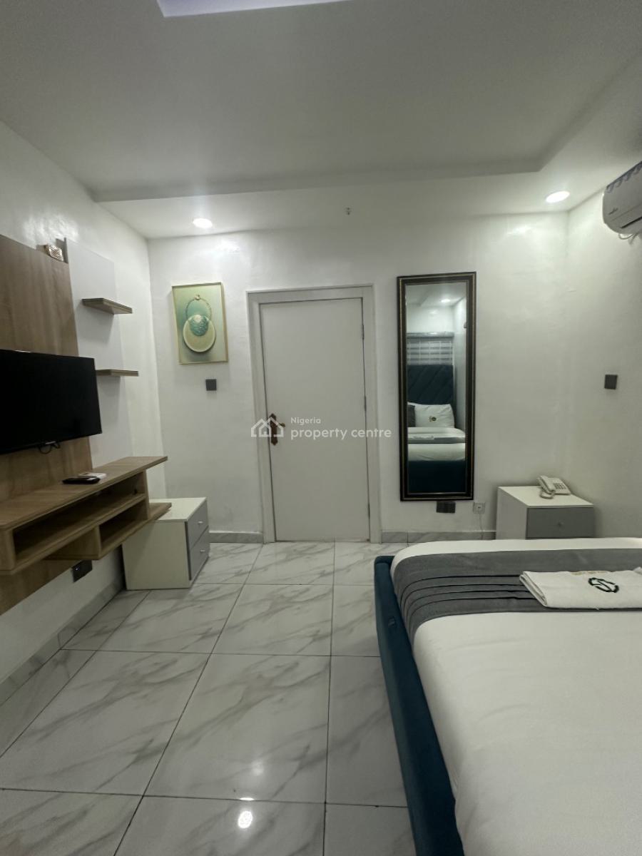 1 Bedroom Apartment, Ikeja Gra, Ikeja, Lagos, Flat / Apartment Short Let