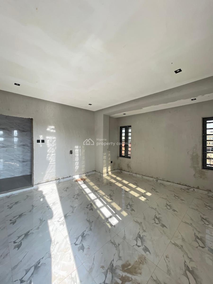 Nicely Built 3 Bedroom Apartment in a Nice Serene Environment, Yaba, Lagos, Block of Flats for Sale