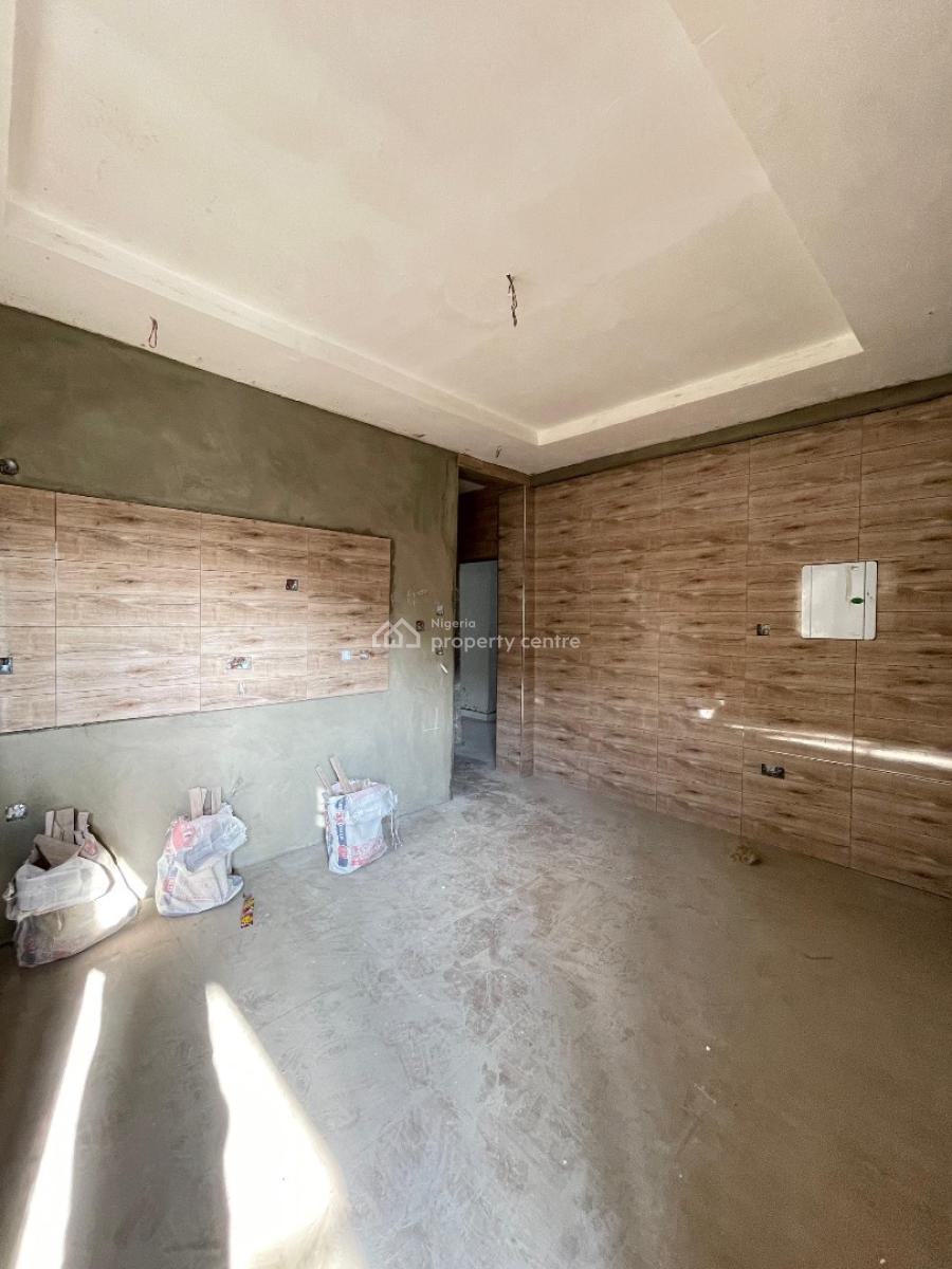 Nicely Built 3 Bedroom Apartment in a Nice Serene Environment, Yaba, Lagos, Block of Flats for Sale