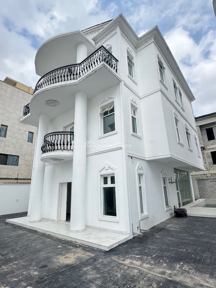 Spacious 4 Bedroom Detached House with Pool, Banana Island, Ikoyi, Lagos, Detached Duplex for Sale