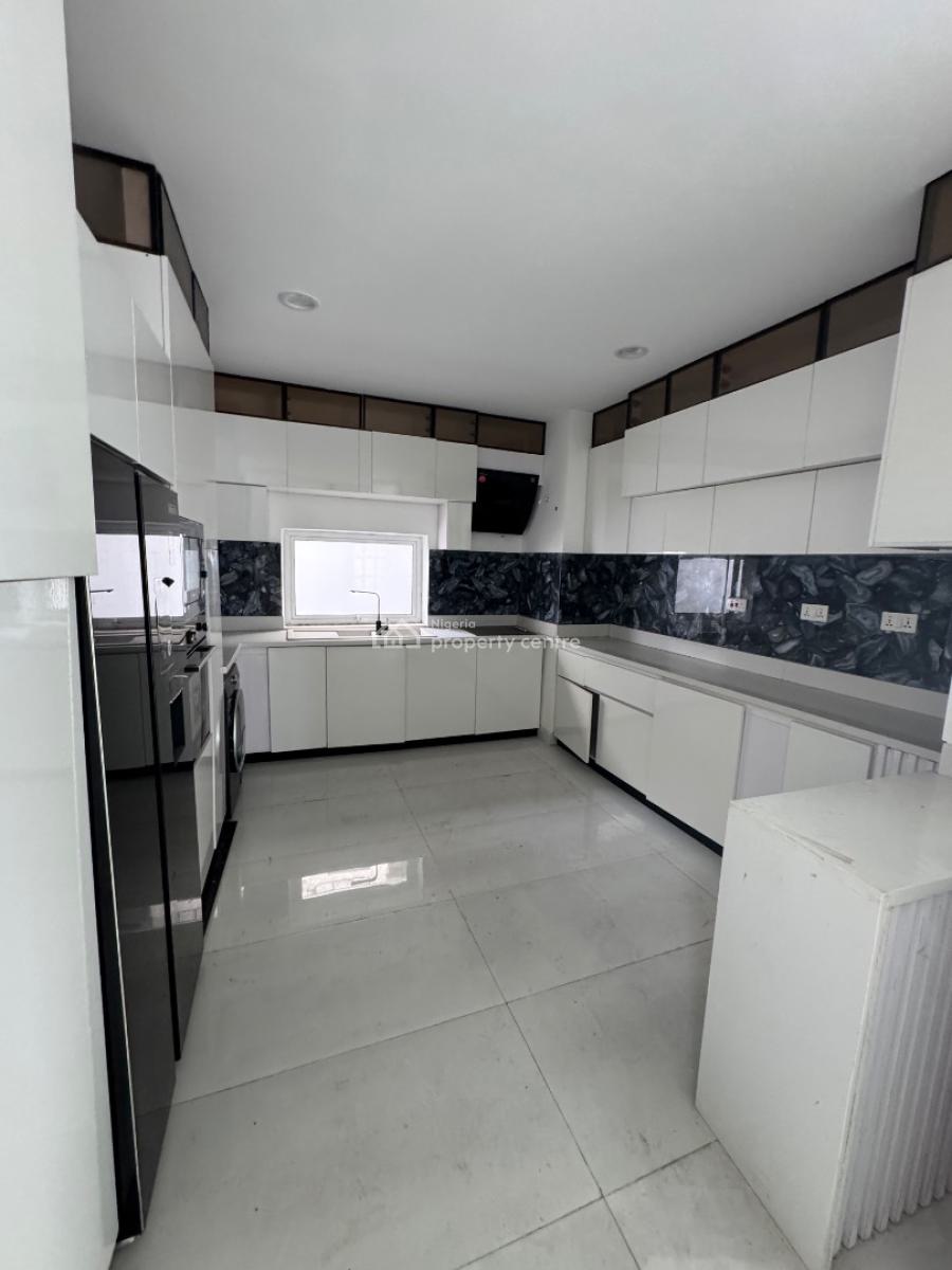 Spacious 4 Bedroom Detached House with Pool, Banana Island, Ikoyi, Lagos, Detached Duplex for Sale