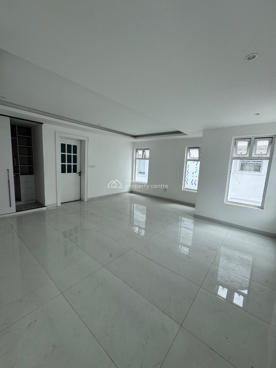 Spacious 4 Bedroom Detached House with Pool, Banana Island, Ikoyi, Lagos, Detached Duplex for Sale