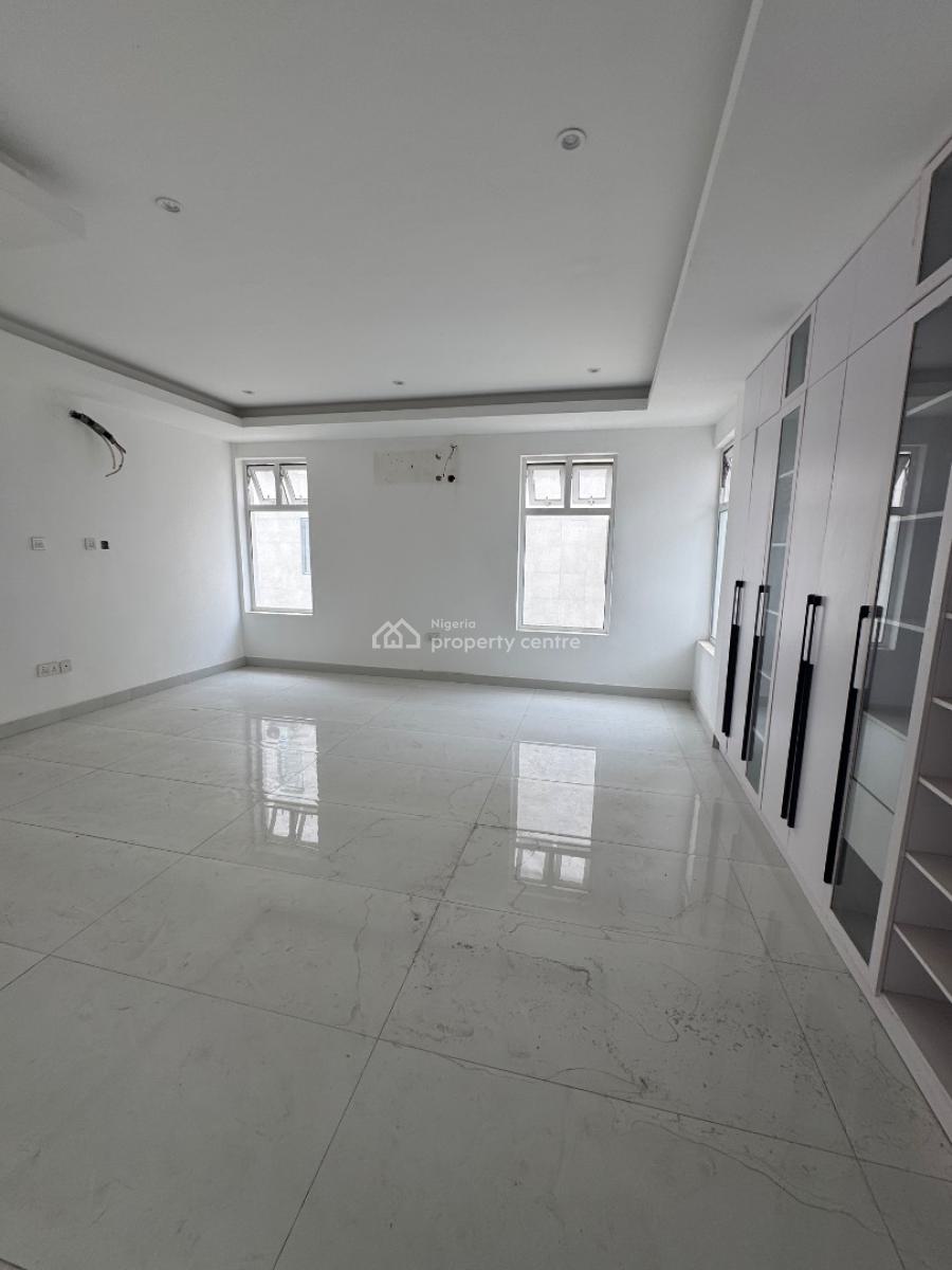 Spacious 4 Bedroom Detached House with Pool, Banana Island, Ikoyi, Lagos, Detached Duplex for Sale