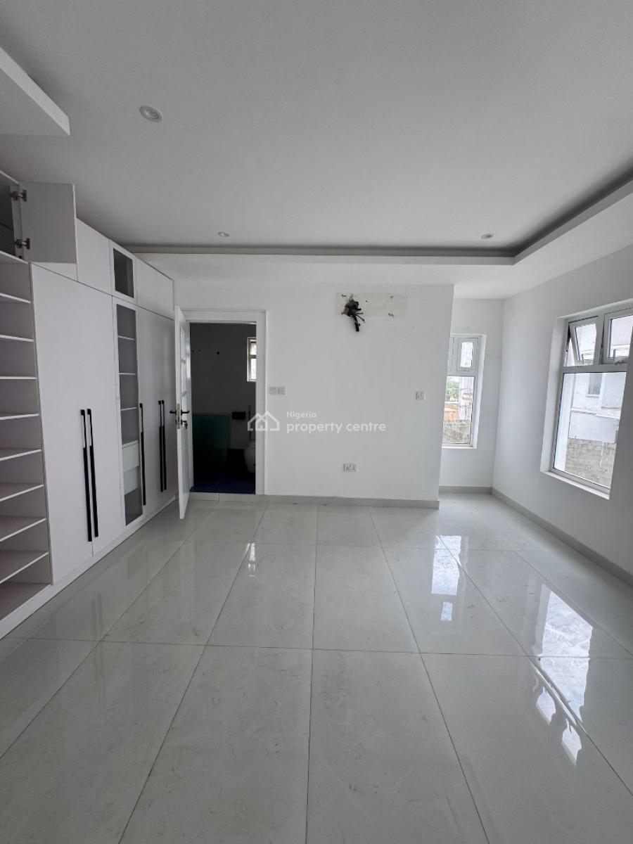 Spacious 4 Bedroom Detached House with Pool, Banana Island, Ikoyi, Lagos, Detached Duplex for Sale