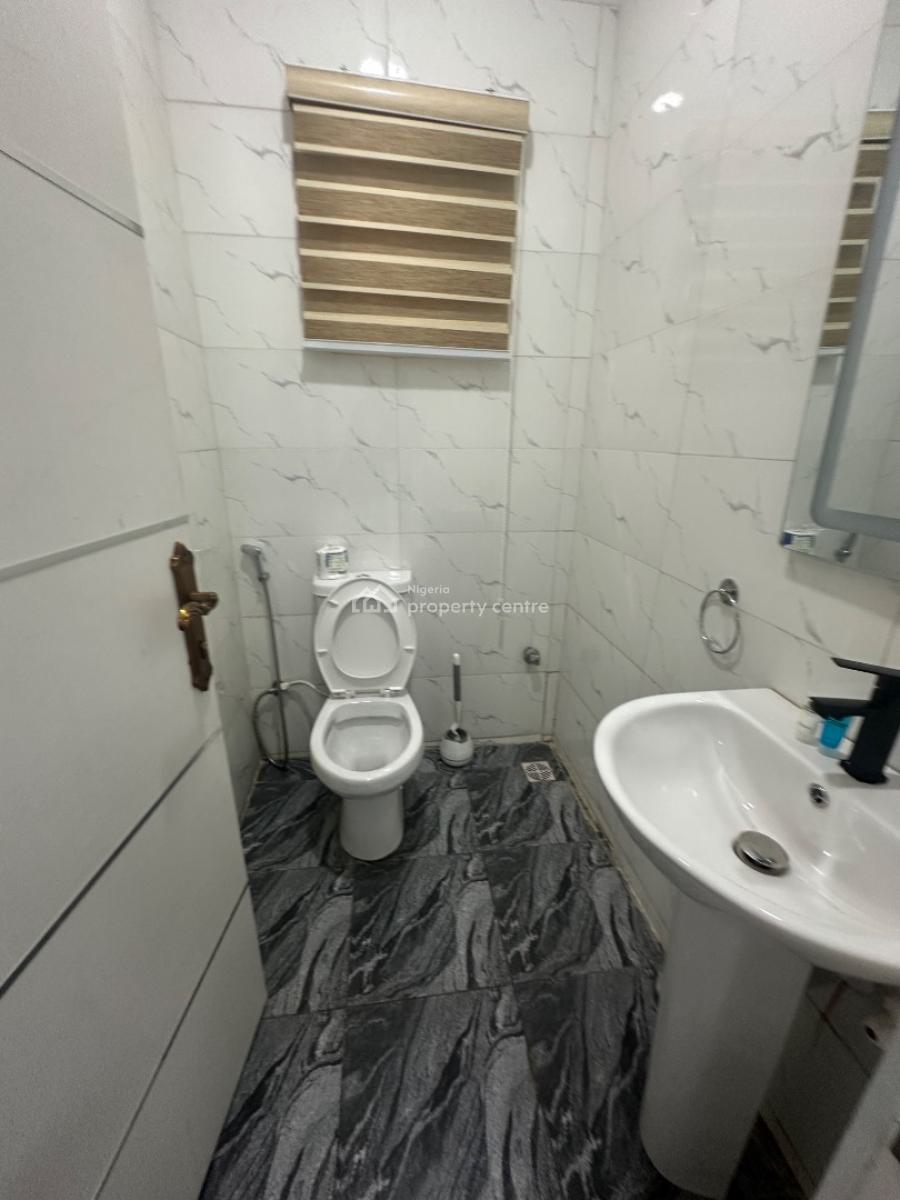 Cozy 1 Bedroom Apartment, Ikeja Gra, Ikeja, Lagos, Mini Flat (room and Parlour) Short Let