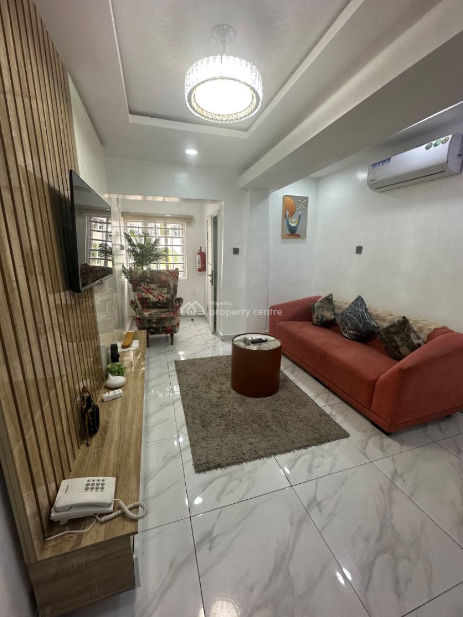 1 Bedroom Apartment, Ikeja Gra, Ikeja, Lagos, Mini Flat (room and Parlour) Short Let