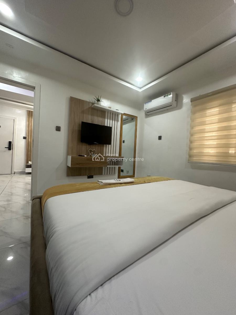 1 Bedroom Apartment, Ikeja Gra, Ikeja, Lagos, Mini Flat (room and Parlour) Short Let