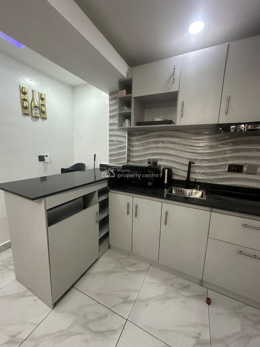 1 Bedroom Apartment, Ikeja Gra, Ikeja, Lagos, Mini Flat (room and Parlour) Short Let