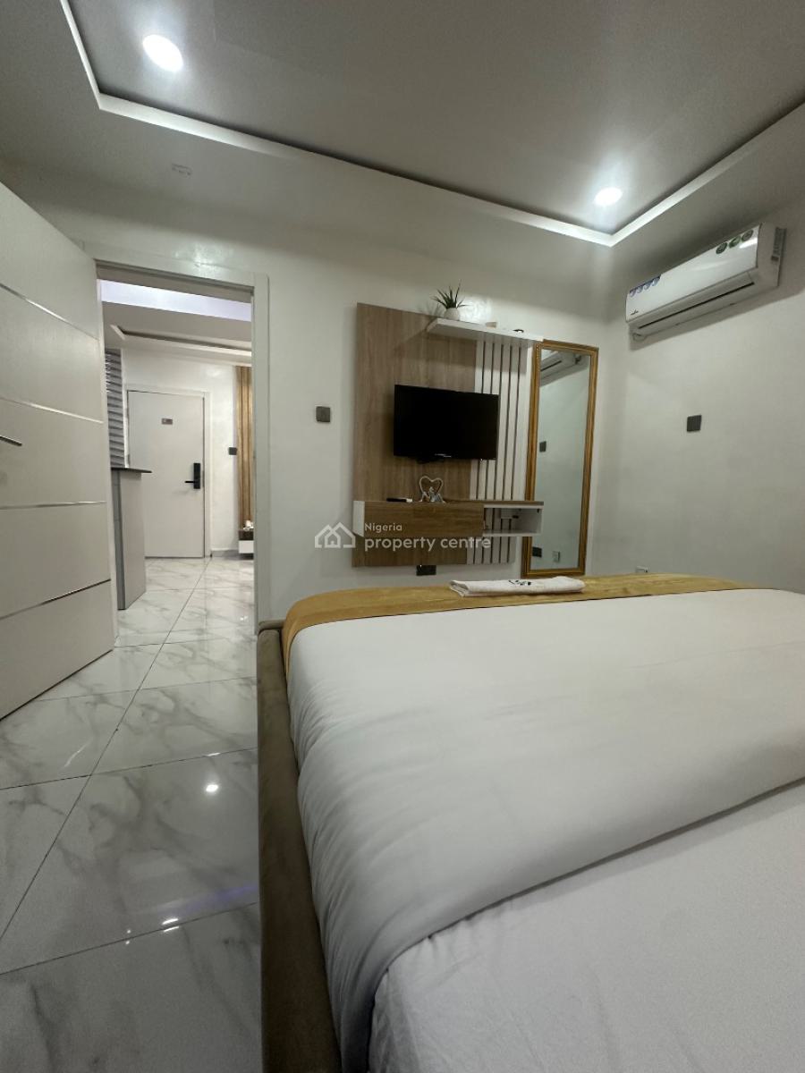 1 Bedroom Apartment, Ikeja Gra, Ikeja, Lagos, Mini Flat (room and Parlour) Short Let