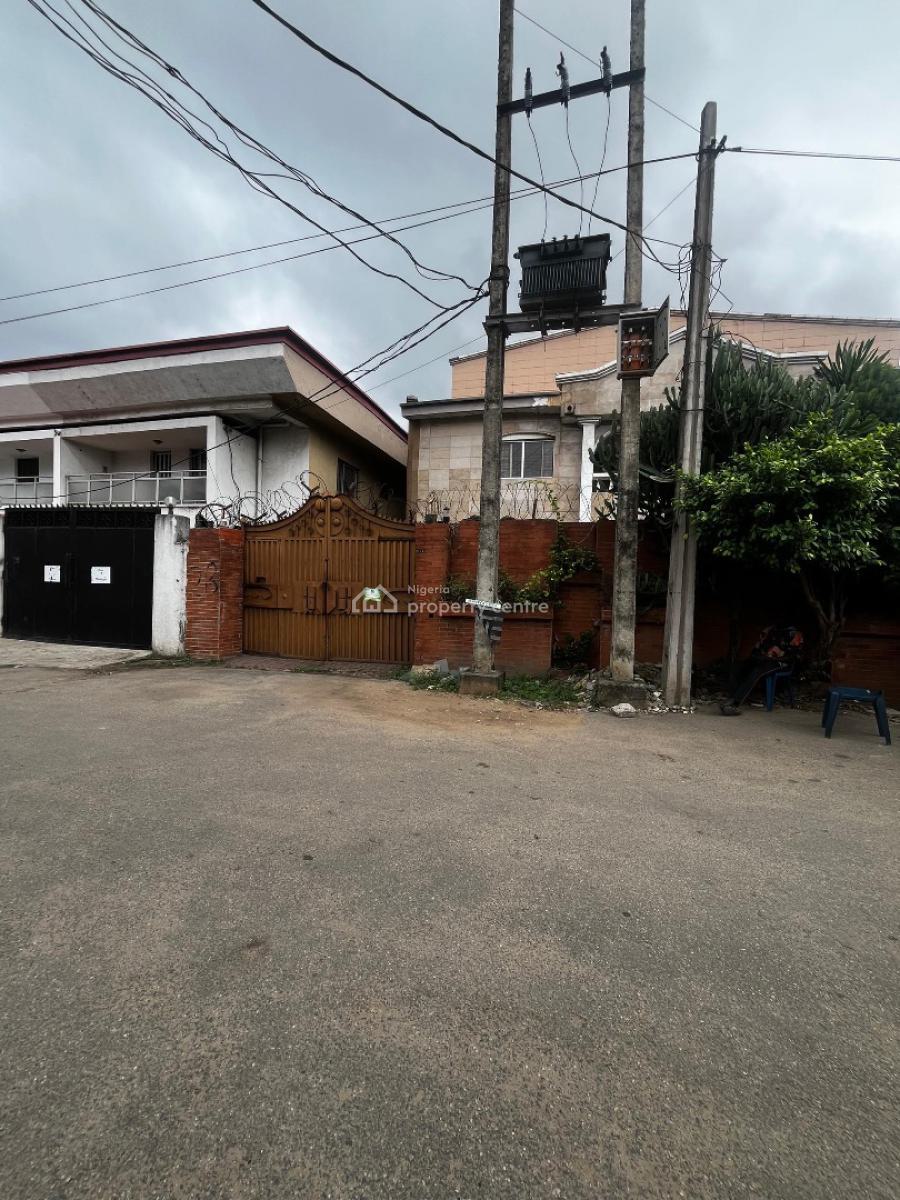 a Demolishable Building, Off Oba Akran, Ikeja, Lagos, House for Sale