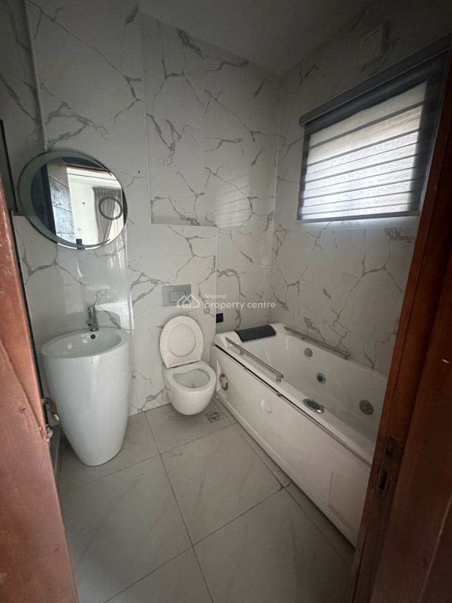 Well Maintained 3 Bedroom Unfurnished Apartment with a Bq, Ikoyi, Lagos, Flat / Apartment for Rent