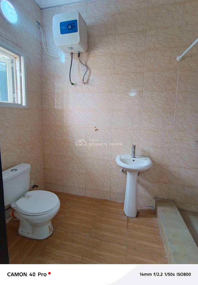 Well Finish Mini Flat Available in Oniru Estate, By Oba Palace, Oniru, Victoria Island (vi), Lagos, Mini Flat (room and Parlour) for Rent