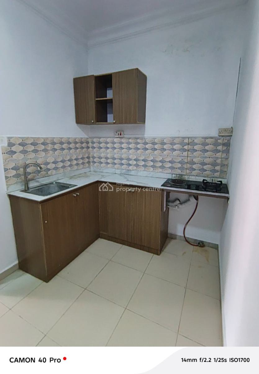 Well Finish Mini Flat Available in Oniru Estate, By Oba Palace, Oniru, Victoria Island (vi), Lagos, Mini Flat (room and Parlour) for Rent