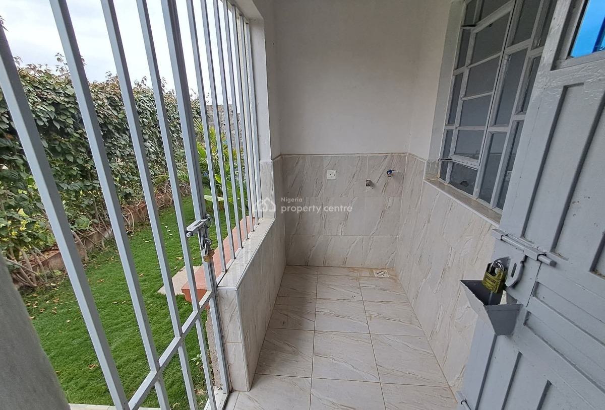 3 Bedroom Apartments with Bq, Bode Thomas, Surulere, Lagos, Mini Flat (room and Parlour) for Rent