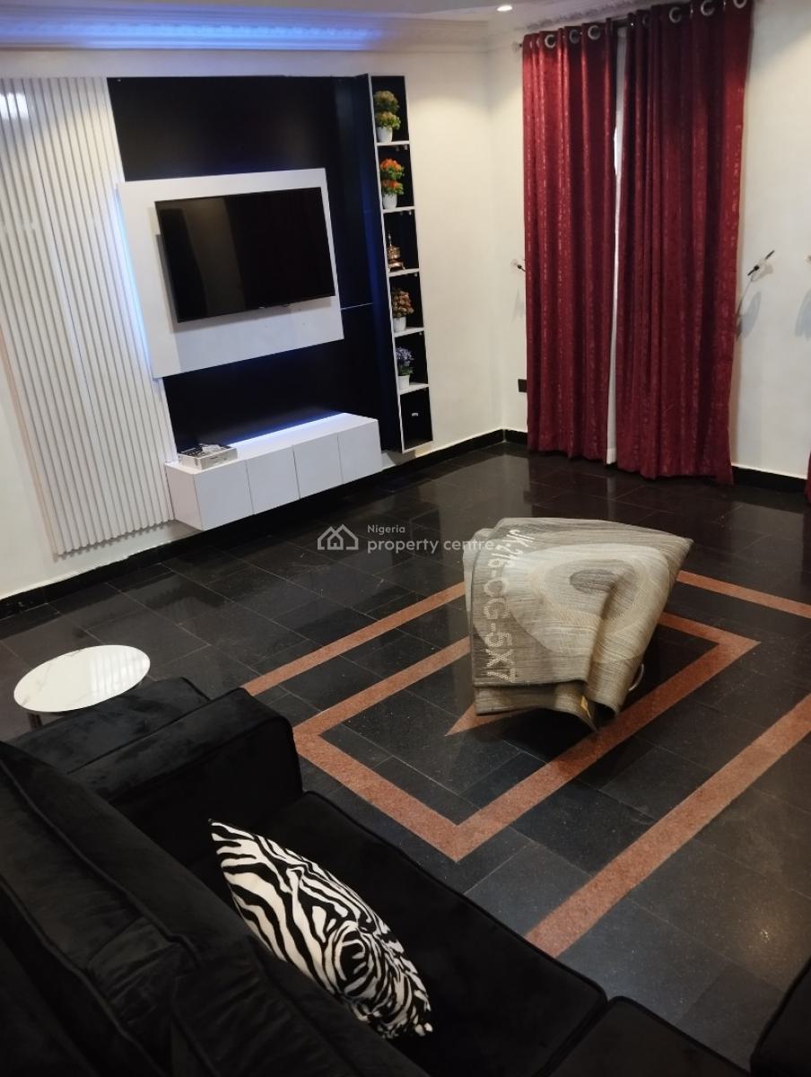 a Well Built 2 Bedrooms  Furnished and Serviced in Asokoro By Ecowas, Asokoro By Ecowas, Asokoro District, Abuja, Flat / Apartment for Rent