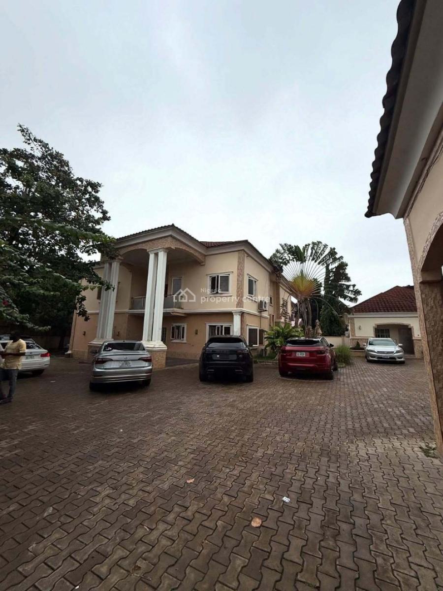 5-bedroom Fully Stand-alone Duplex, 1st Avenue, Gwarinpa, Abuja, Detached Duplex for Sale