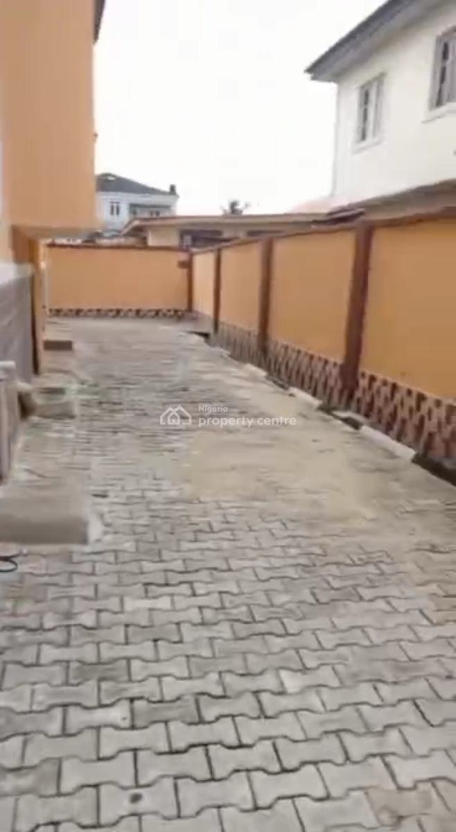 Decent Spacious 5 Bedroom Fully Detached Duplex, Glory Estate, Ifako, Gbagada, Lagos, Detached Duplex for Rent