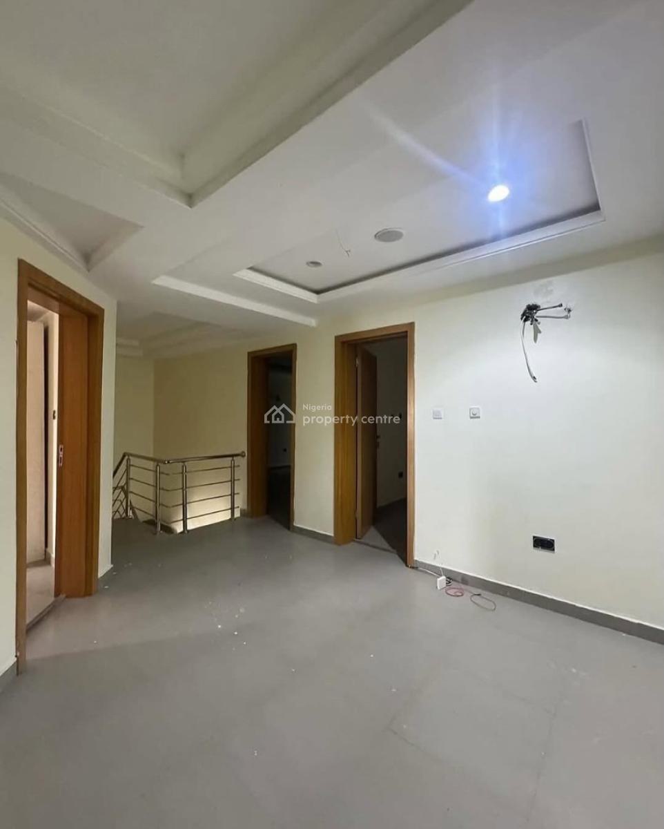 3-bedroom Self-serviced Apartment, Orchid Road, Lekki, Lagos, Flat / Apartment for Rent
