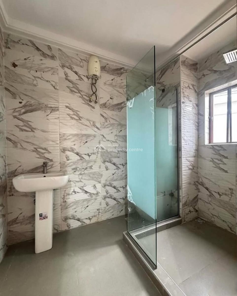 3-bedroom Self-serviced Apartment, Orchid Road, Lekki, Lagos, Flat / Apartment for Rent