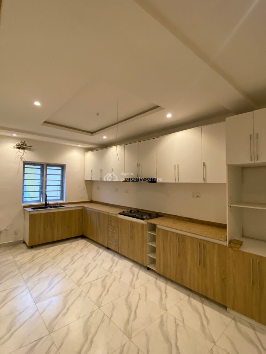 Exquisite Luxury Newly Built Serviced 3 Bedroom Flat with Bq,& Pool, Chevron , The Prime Location of Chevron, Lekki, Lagos, Flat / Apartment for Sale