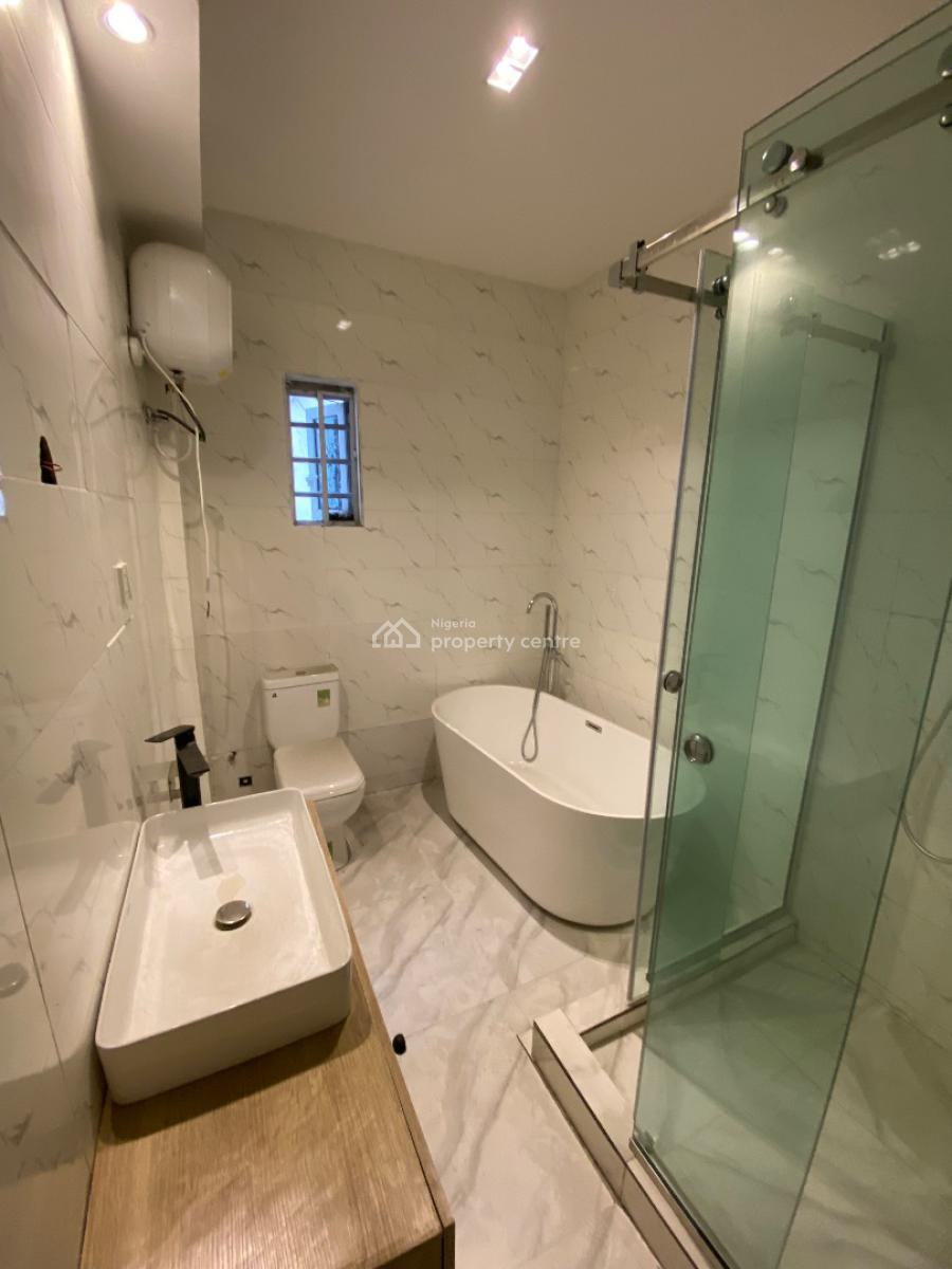 Exquisite Luxury Newly Built Serviced 3 Bedroom Flat with Bq,& Pool, Chevron , The Prime Location of Chevron, Lekki, Lagos, Flat / Apartment for Sale
