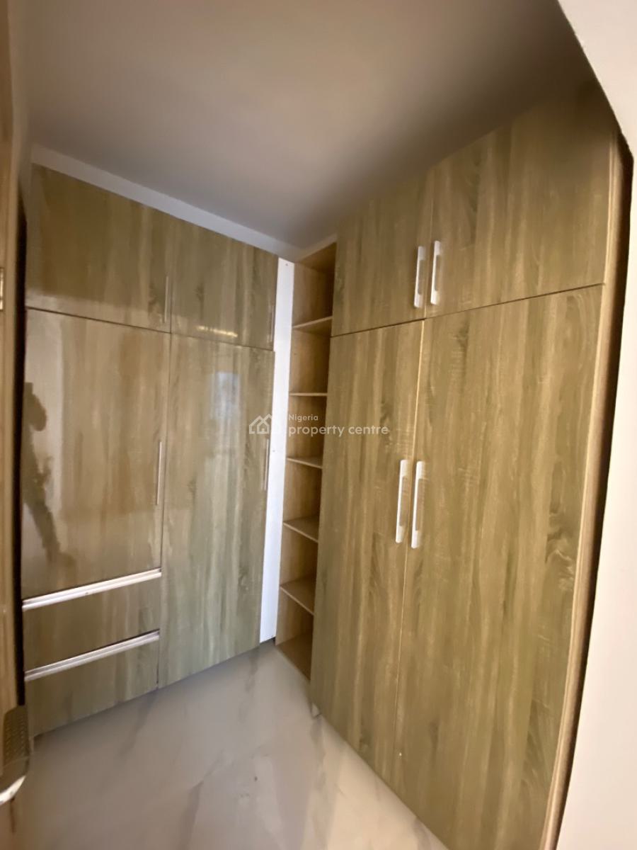 Exquisite Luxury Newly Built Serviced 3 Bedroom Flat with Bq,& Pool, Chevron , The Prime Location of Chevron, Lekki, Lagos, Flat / Apartment for Sale