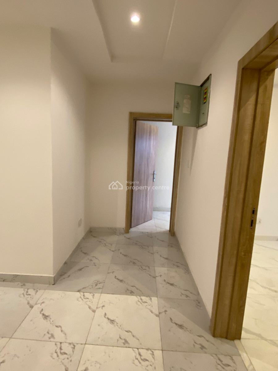 Exquisite Luxury Newly Built Serviced 3 Bedroom Flat with Bq,& Pool, Chevron , The Prime Location of Chevron, Lekki, Lagos, Flat / Apartment for Sale