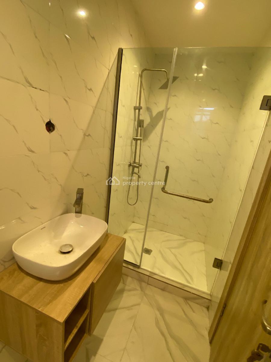 Exquisite Luxury Newly Built Serviced 3 Bedroom Flat with Bq,& Pool, Chevron , The Prime Location of Chevron, Lekki, Lagos, Flat / Apartment for Sale