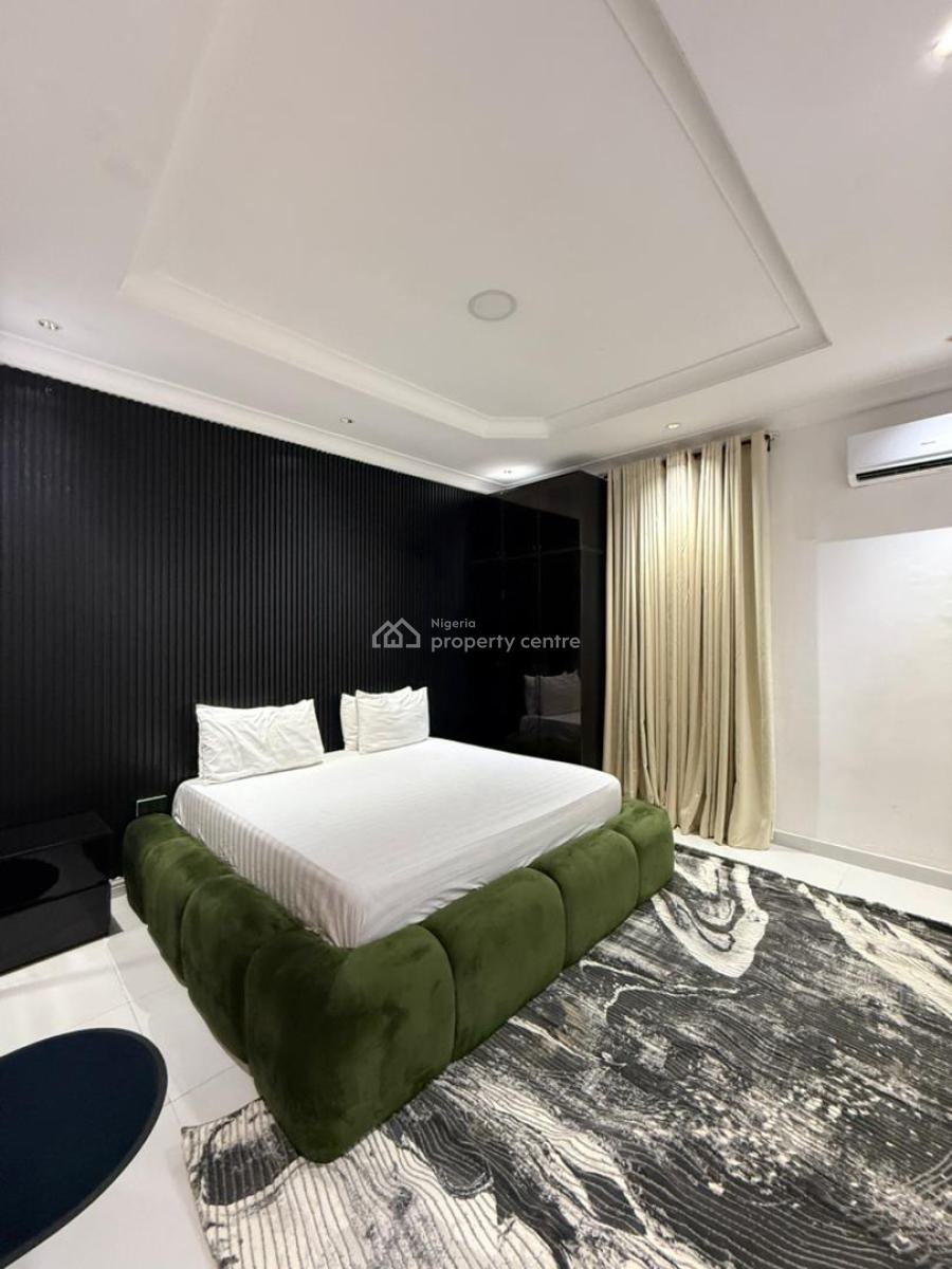 Luxuriously Built 1 Bedroom Apartment with Private Cinema, Bathtub...., Lekki, Lagos, Flat / Apartment Short Let