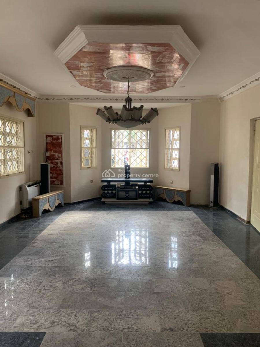 Spacious 2 Bedroom Apartment in a Nice Neighborhood, Igbo Efon, Lekki, Lagos, Flat / Apartment for Rent