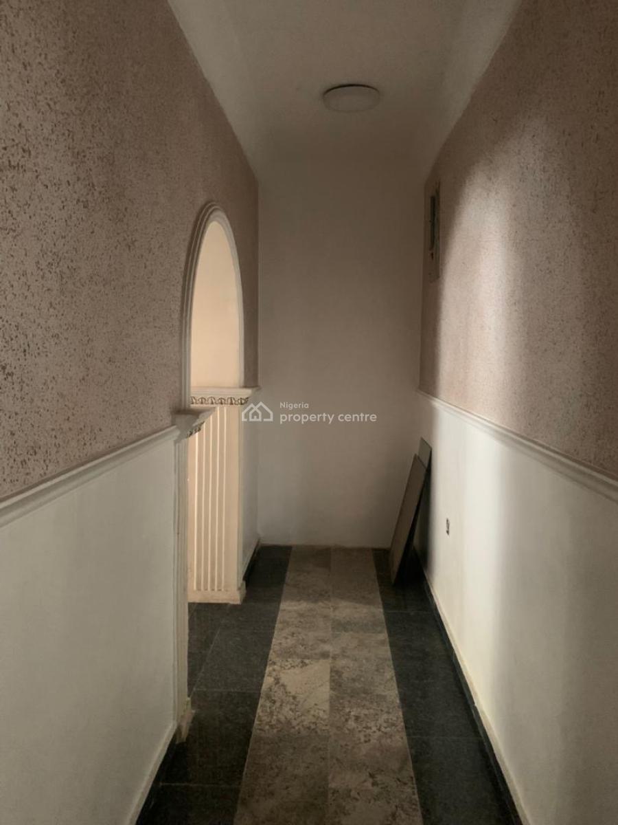 Spacious 2 Bedroom Apartment in a Nice Neighborhood, Igbo Efon, Lekki, Lagos, Flat / Apartment for Rent