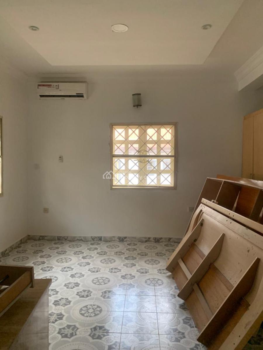 Spacious 2 Bedroom Apartment in a Nice Neighborhood, Igbo Efon, Lekki, Lagos, Flat / Apartment for Rent