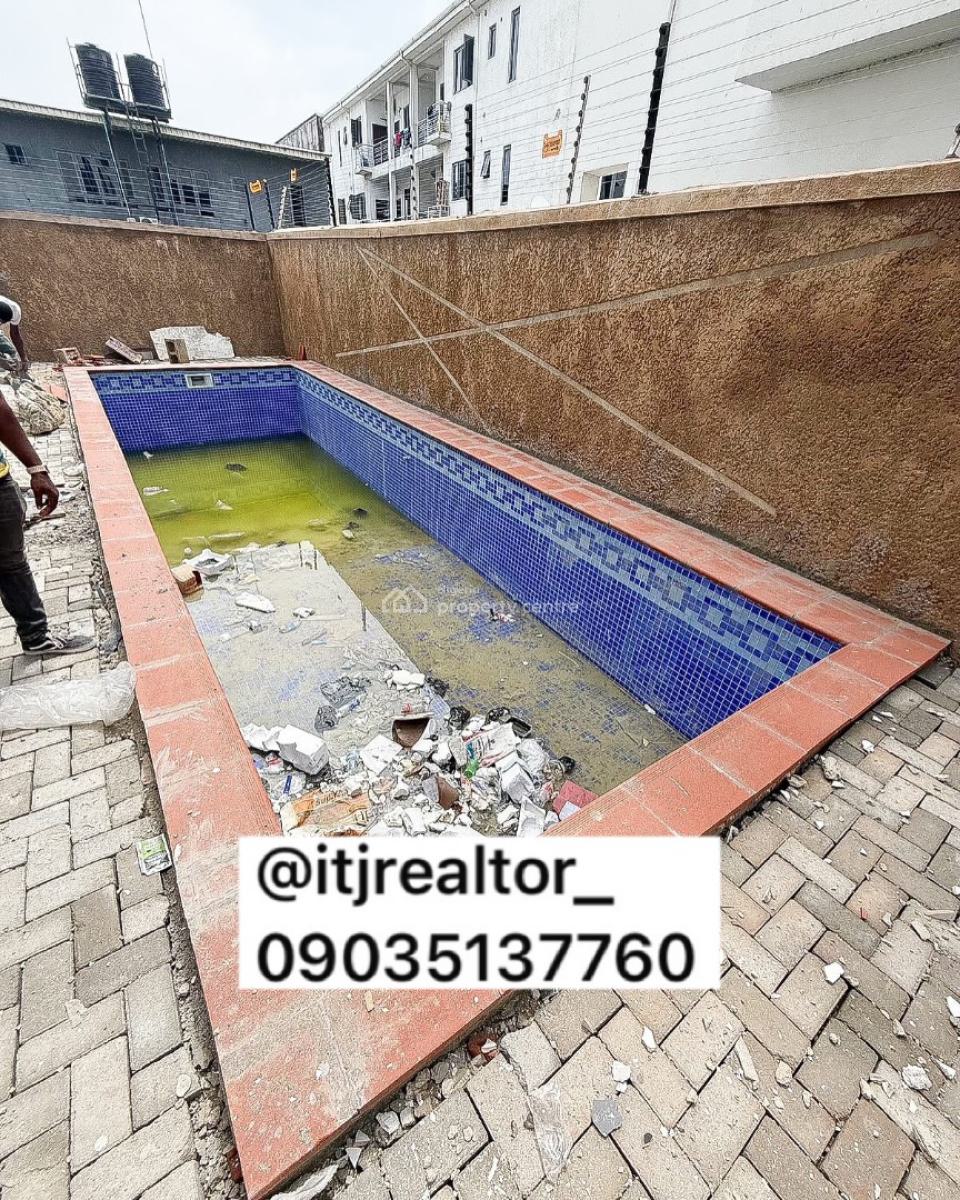 Lovely 2 Bedroom Apartment with Gym, Ologolo, Lekki, Lagos, Block of Flats for Sale