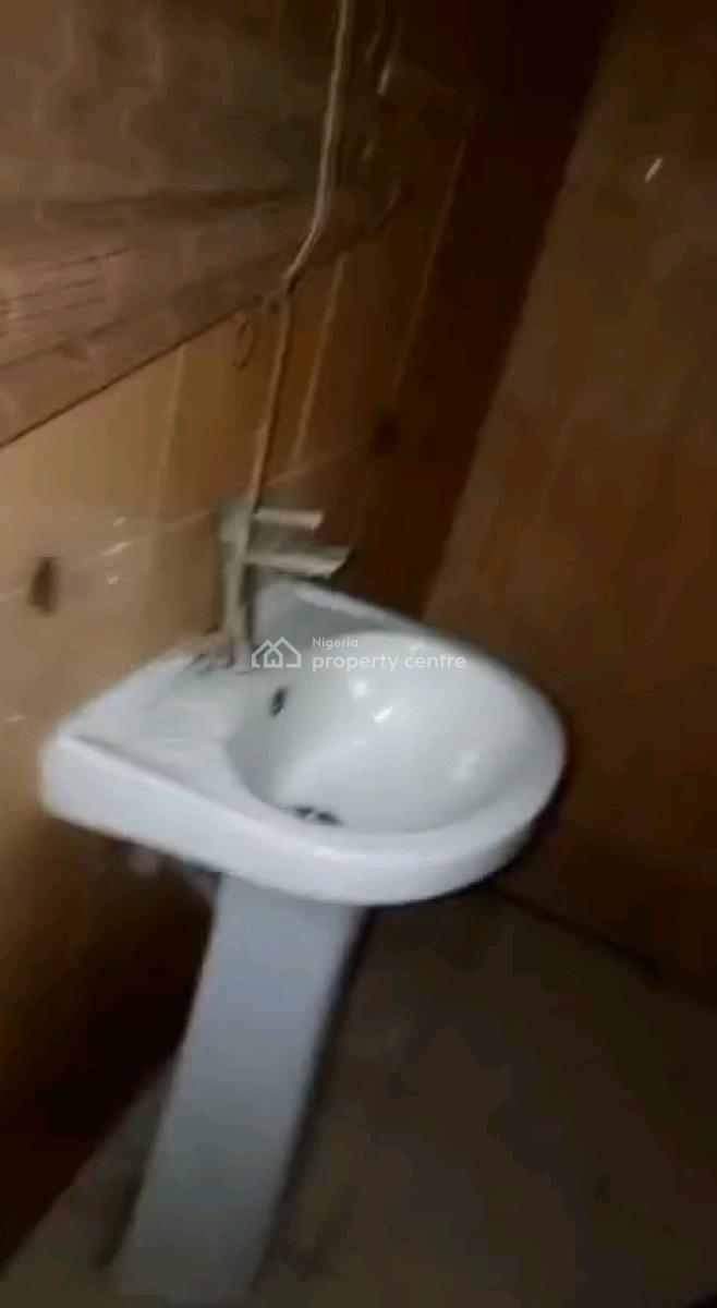 Decent Spacious 5 Bedroom Fully Detached Duplex, Glory Estate, Ifako, Gbagada, Lagos, Detached Duplex for Sale