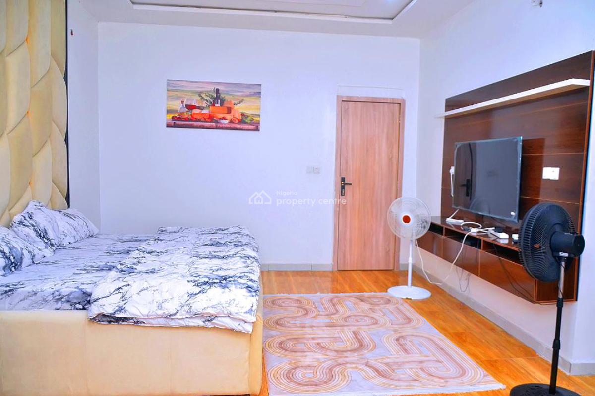 Aesthetically Pleasing 3 Bedroom Apartment with Top Notch Amenities, Orchid, Lekki, Lagos, Flat / Apartment Short Let