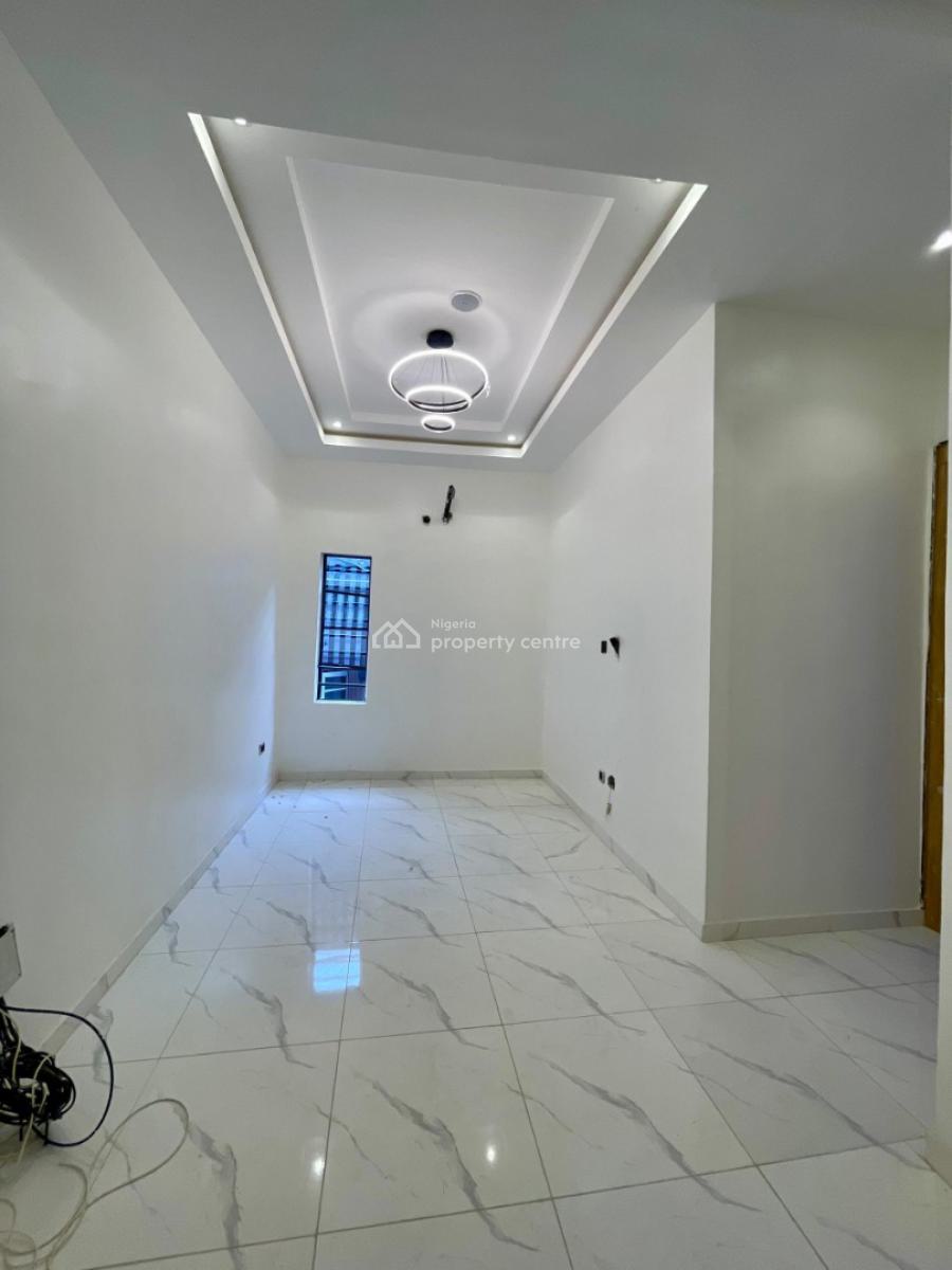*contemporary4 Bedroom Semi-detached Duplex with Bq, Chevron, Lekki, Lagos, Semi-detached Duplex for Sale