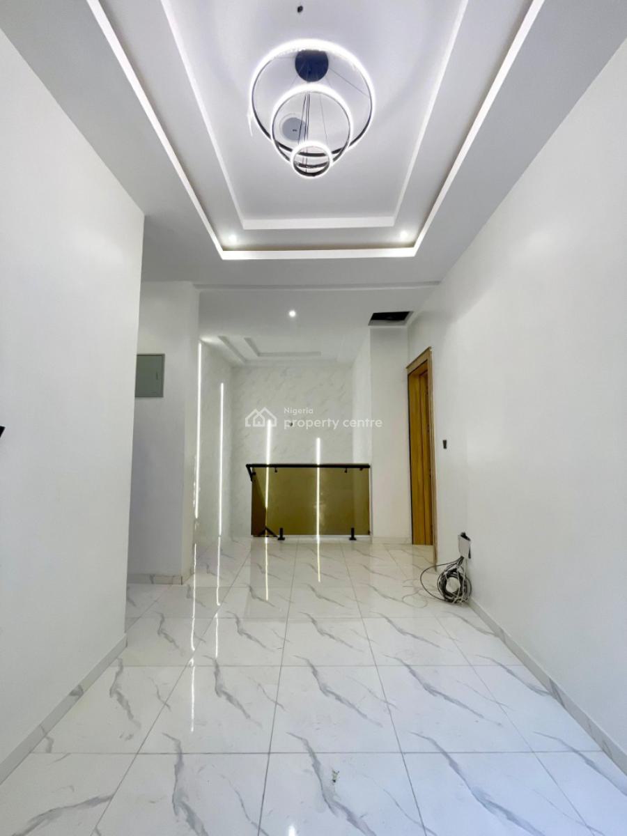 *contemporary4 Bedroom Semi-detached Duplex with Bq, Chevron, Lekki, Lagos, Semi-detached Duplex for Sale
