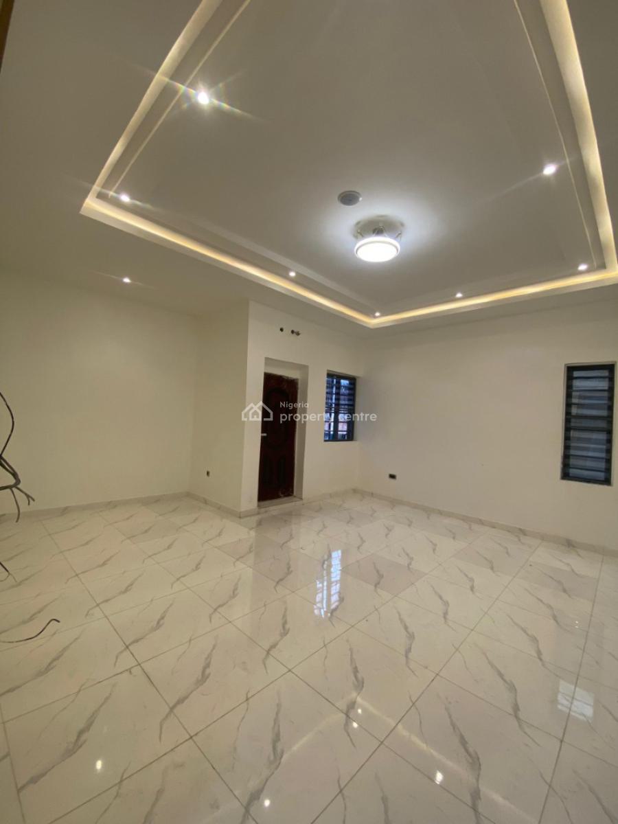 *contemporary4 Bedroom Semi-detached Duplex with Bq, Chevron, Lekki, Lagos, Semi-detached Duplex for Sale