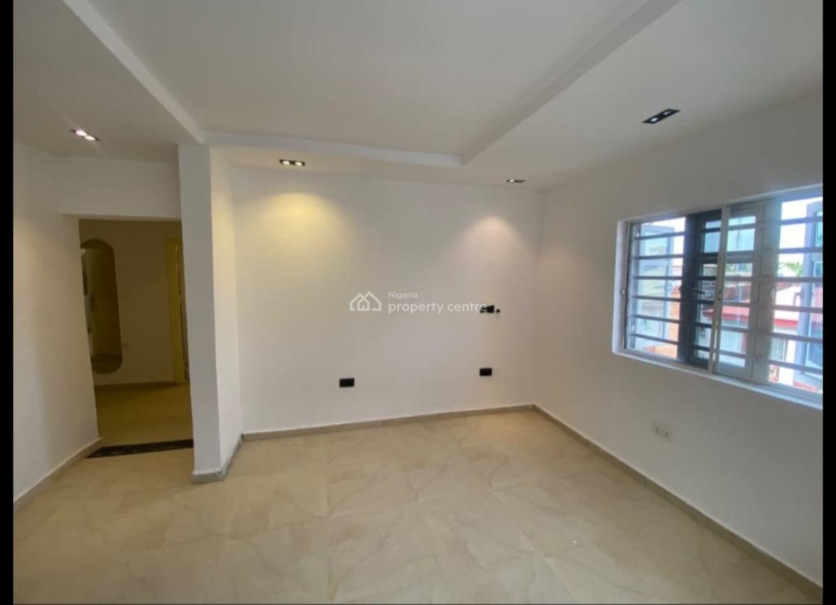 Room and Parlour Mini Flat, Off Admiralty Way, Lekki Phase 1, Lekki, Lagos, Mini Flat (room and Parlour) for Rent