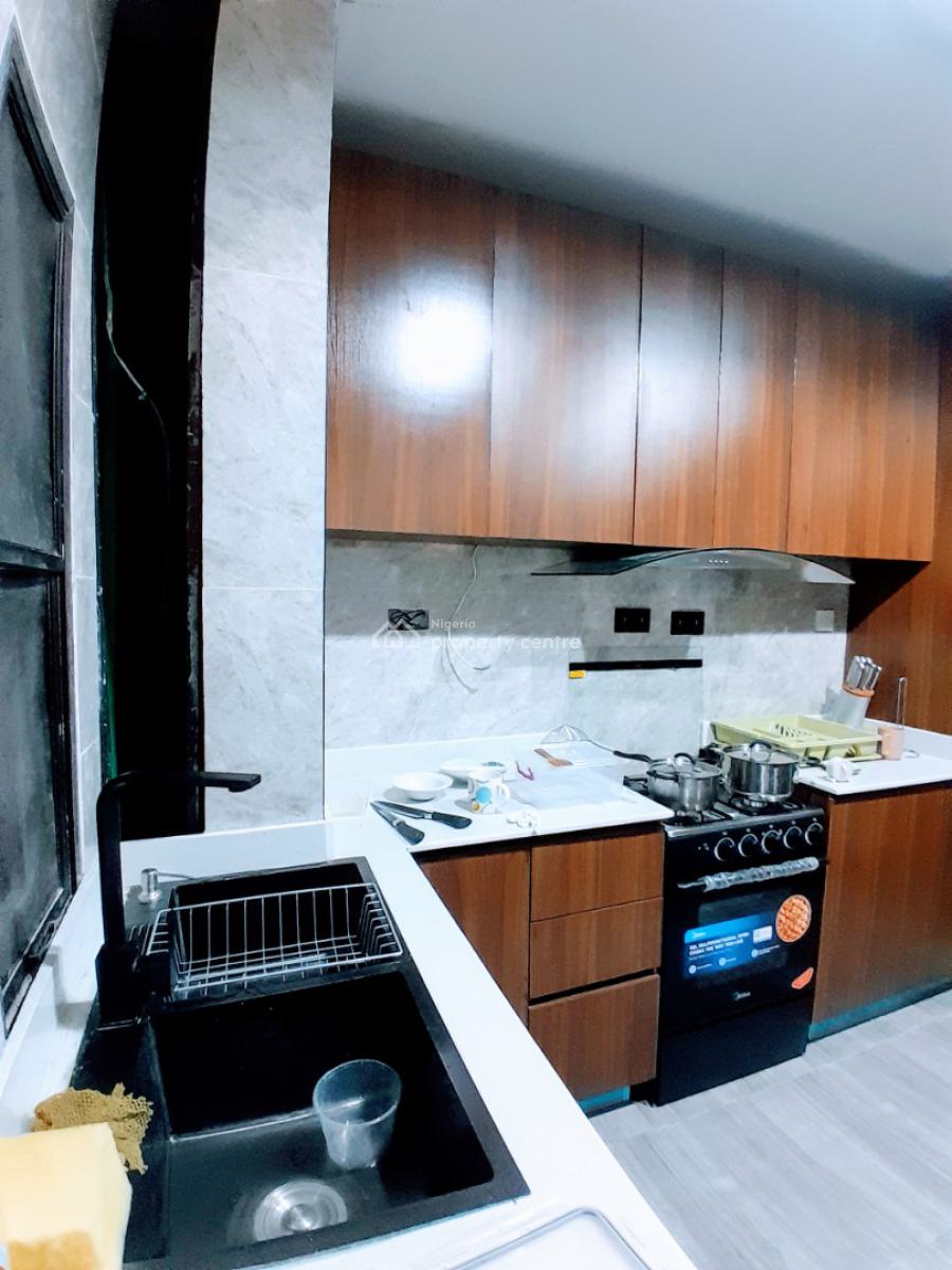 Furnished and Well Finished Two Bedroom Apartment, Off Adeola Odeku, Victoria Island (vi), Lagos, Flat / Apartment for Rent