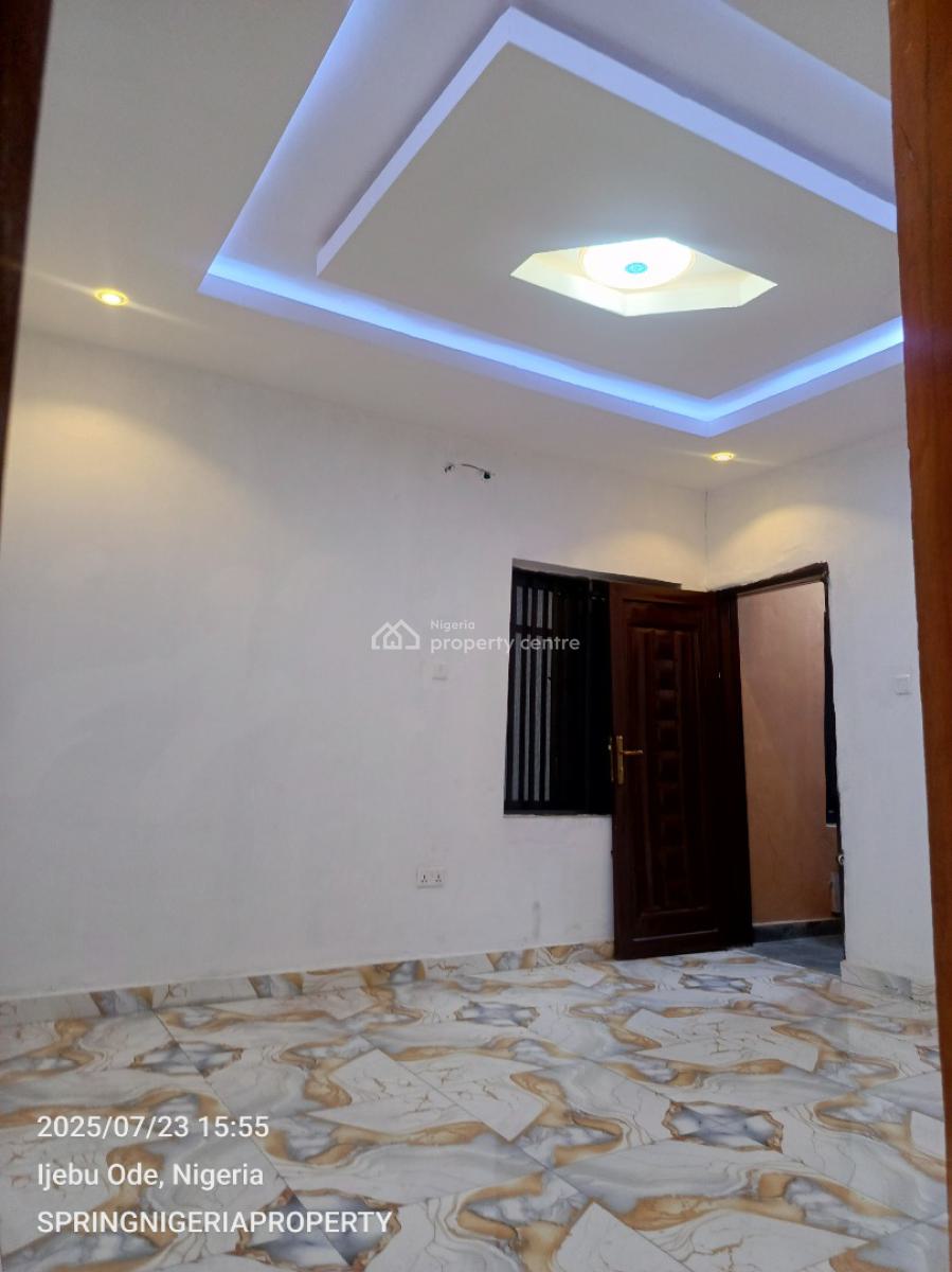 Brandnew Miniflat Upstairs with Gues, Ogombo, Ajah, Lagos, Mini Flat (room and Parlour) for Rent