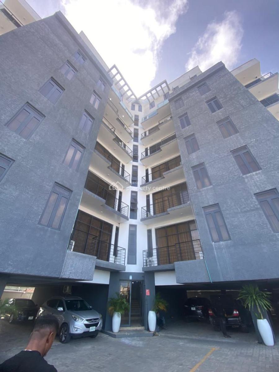 Fully Furnished 4 Bedroom Penthouse with a Bq and Gym, Lekki Phase 1, Lekki, Lagos, Flat / Apartment for Rent