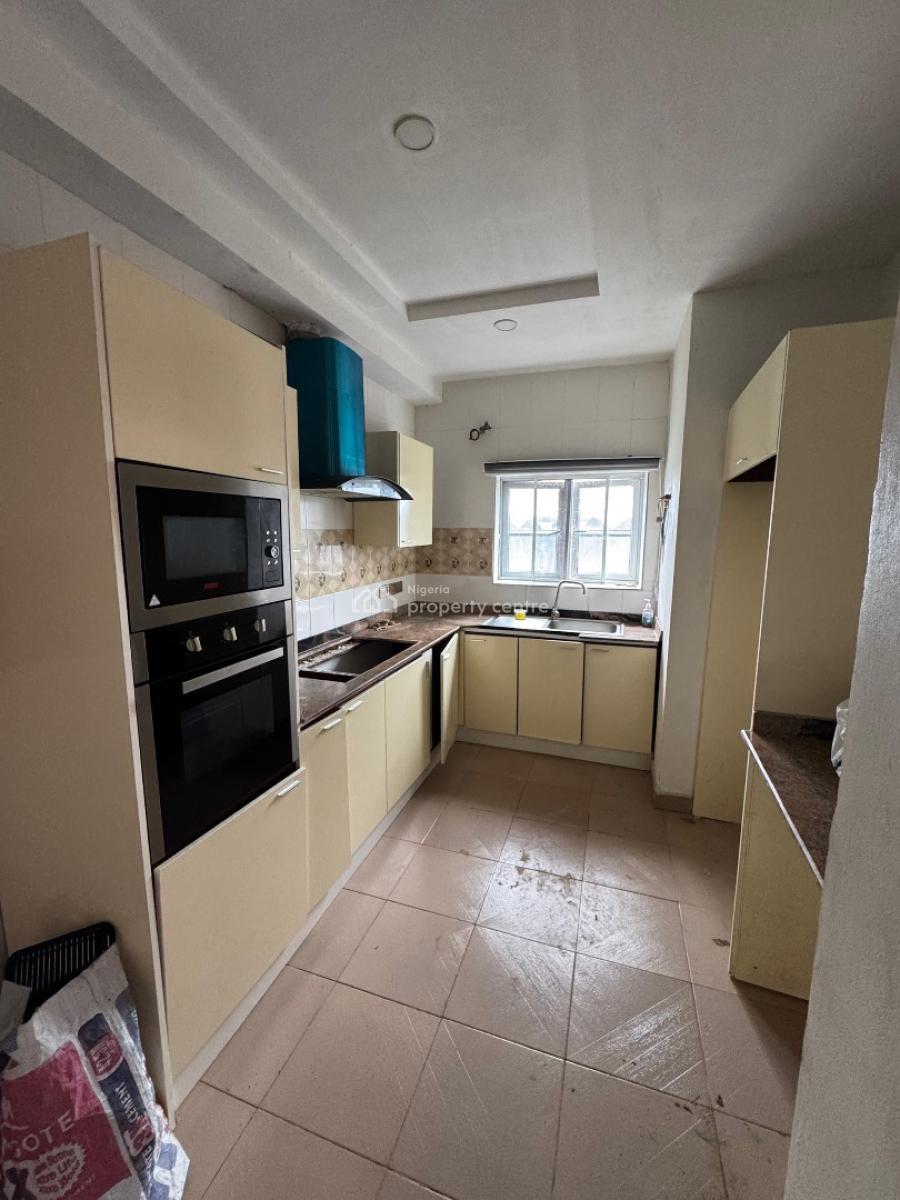 Spacious 3 Bedroom Apartment, Osapa, Lekki, Lagos, Flat / Apartment for Rent