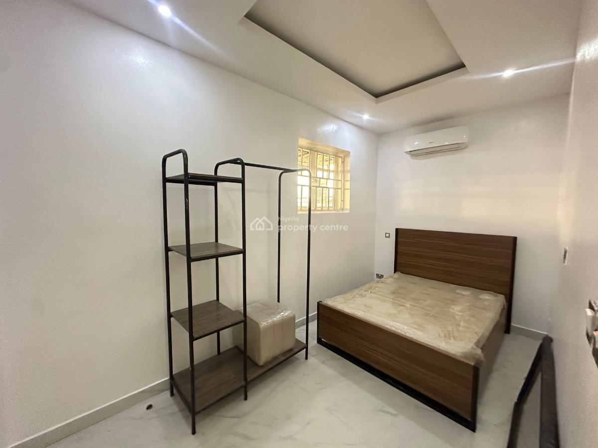 Fully Furnished and Serviced 2 Bedroom Penthouse, Lekki Phase 1, Lekki, Lagos, Flat / Apartment for Rent