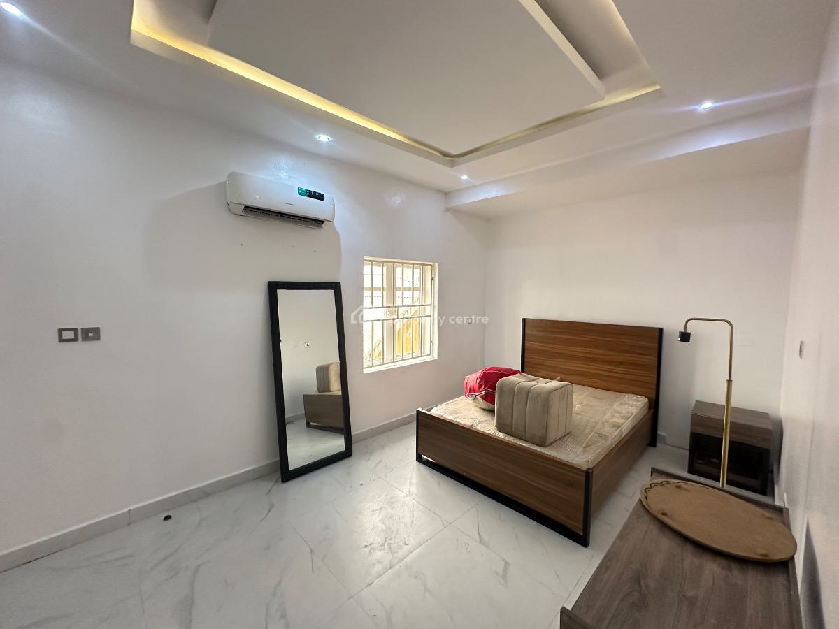 Fully Furnished and Serviced 2 Bedroom Penthouse, Lekki Phase 1, Lekki, Lagos, Flat / Apartment for Rent