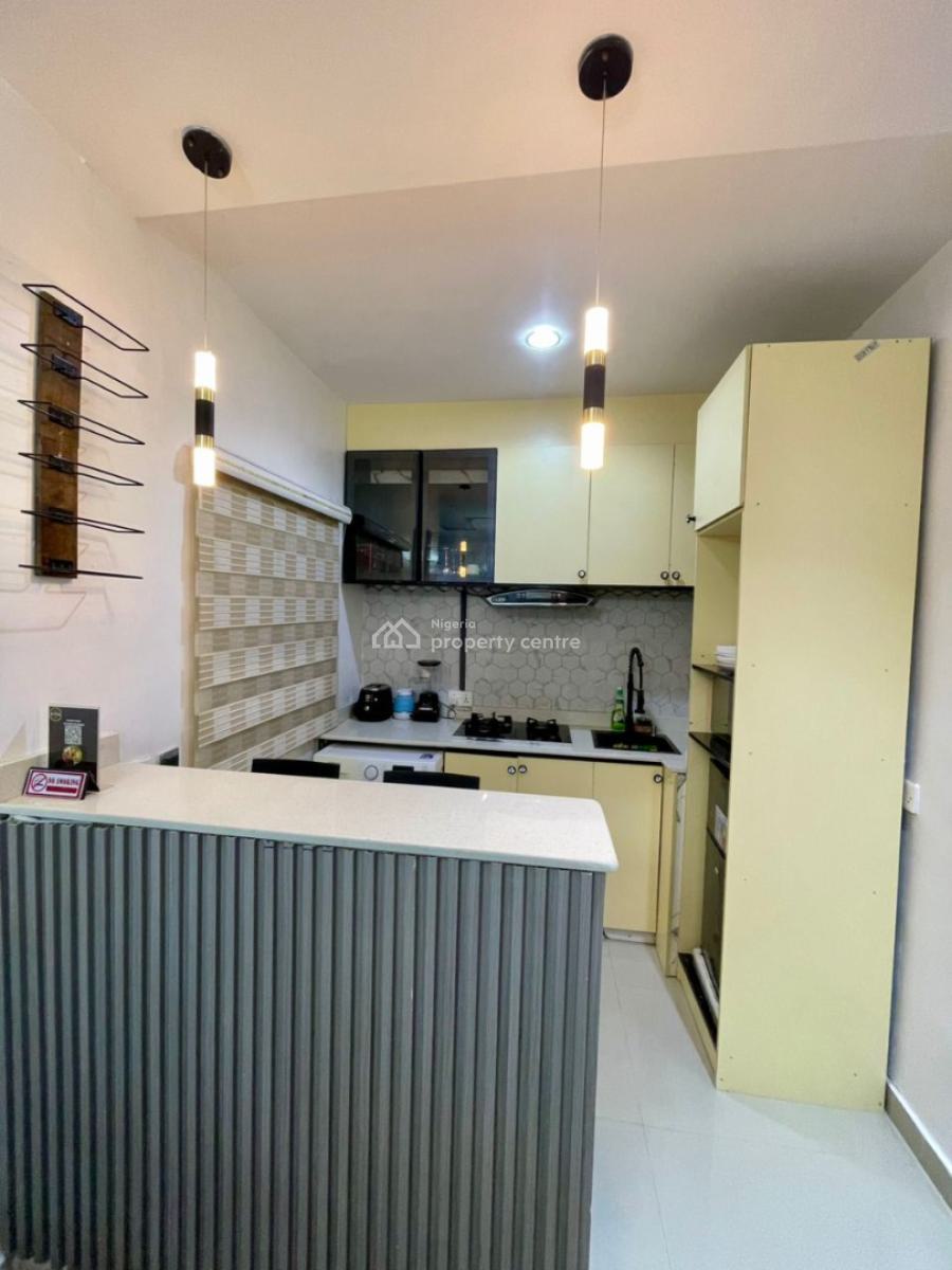 Super Cozy One Bedroom Apartment, Off Admiralty Way,phase 1, Lekki, Lagos, Flat / Apartment Short Let